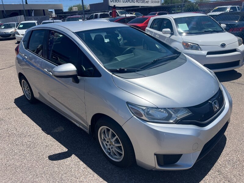 2015 Honda Fit LX   - Photo 5 - Tucson, AZ 85711