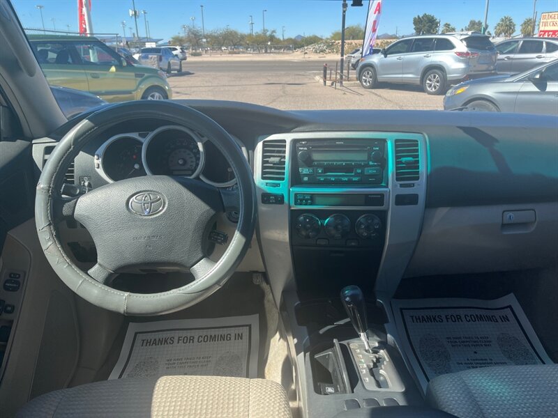 2004 Toyota 4Runner SR5   - Photo 10 - Tucson, AZ 85711