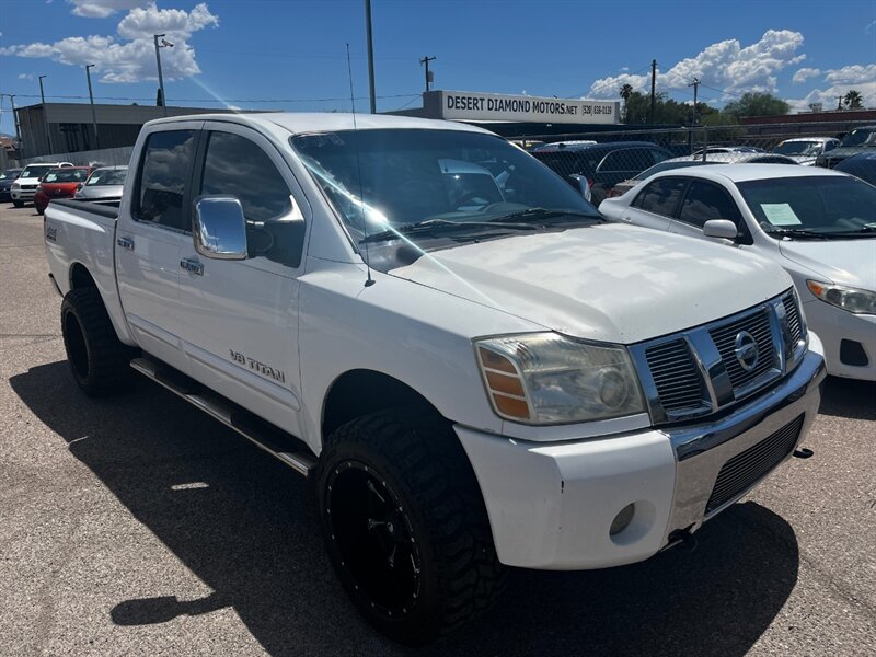 2005 Nissan Titan SE 4dr Crew Cab SE - Photo 5 - Tucson, AZ 85711