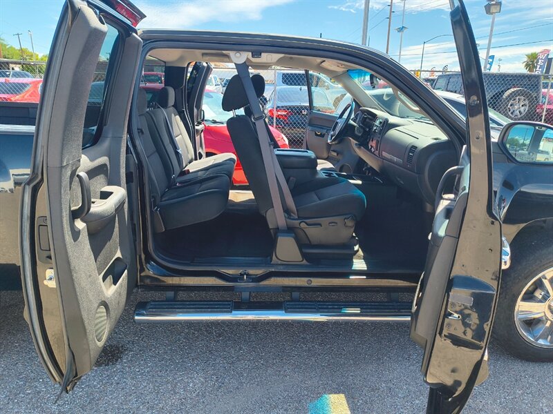 2013 Chevrolet Silverado 1500 LT - Photo 13 - Tucson, AZ 85711