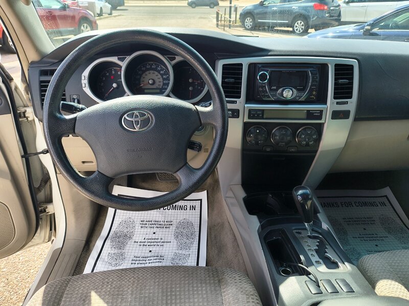 2005 Toyota 4Runner SR5 - Photo 10 - Tucson, AZ 85711