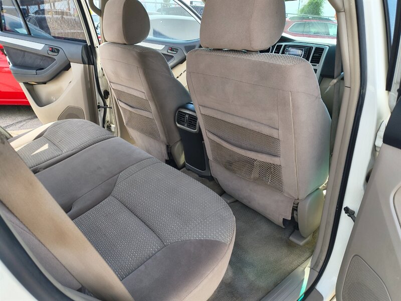 2005 Toyota 4Runner SR5 - Photo 11 - Tucson, AZ 85711