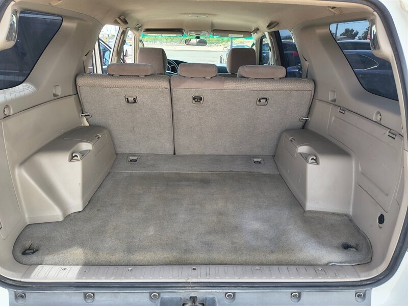 2005 Toyota 4Runner SR5 - Photo 13 - Tucson, AZ 85711