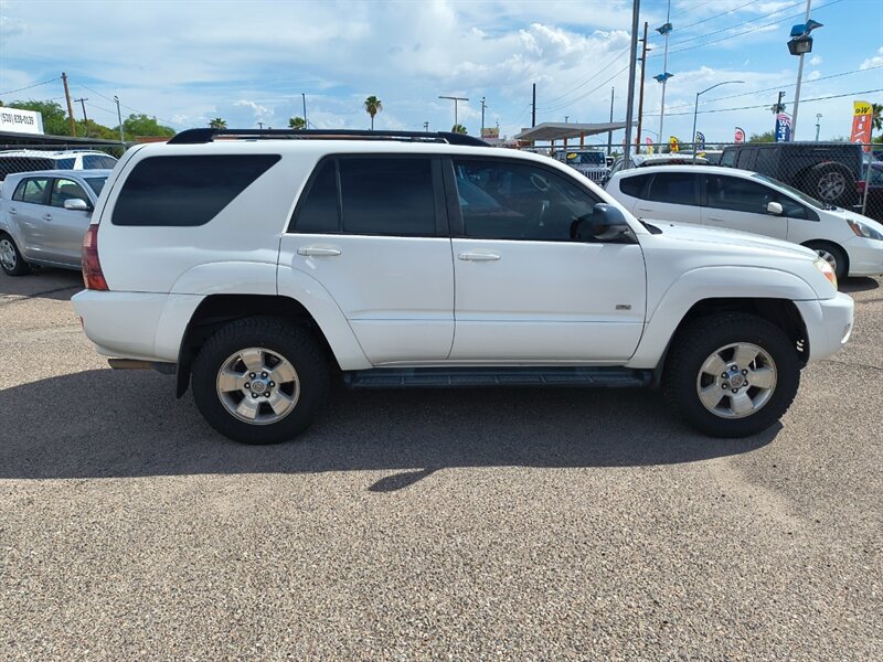 2005 Toyota 4Runner SR5 - Photo 4 - Tucson, AZ 85711