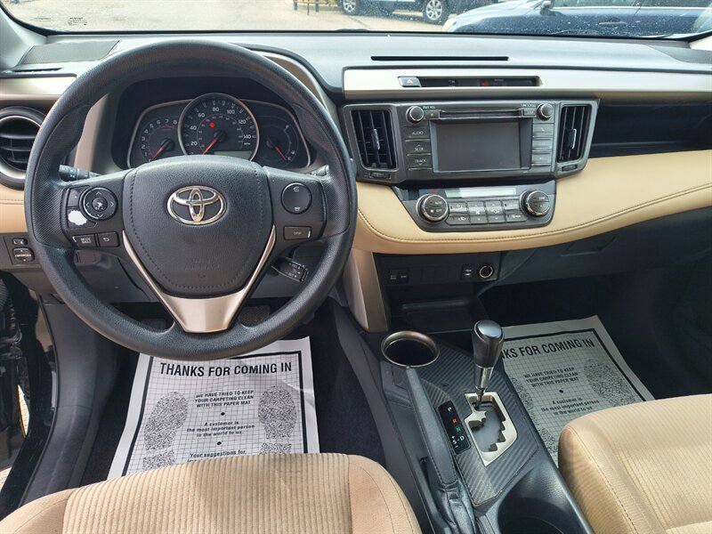 2013 Toyota RAV4 XLE - Photo 10 - Tucson, AZ 85711