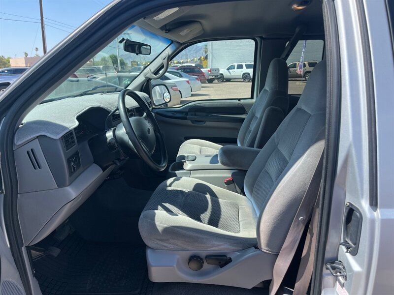 2001 Ford F-250 Super Duty XLT 4dr SuperCab XLT - Photo 8 - Tucson, AZ 85711
