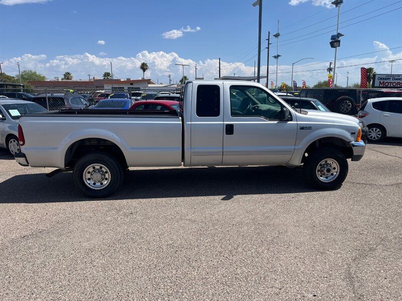 2001 Ford F-250 Super Duty XLT 4dr SuperCab XLT - Photo 4 - Tucson, AZ 85711
