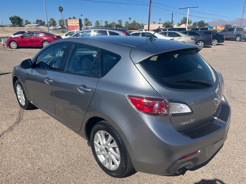 2013 Mazda Mazda3 Hatchback i Touring - Photo 6 - Tucson, AZ 85711