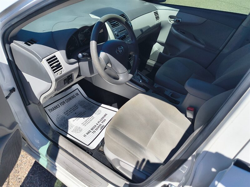 2010 Toyota Corolla LE - Photo 8 - Tucson, AZ 85711