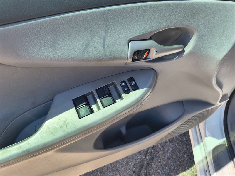 2010 Toyota Corolla LE - Photo 14 - Tucson, AZ 85711
