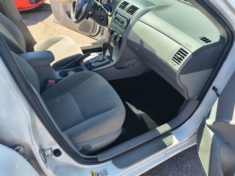 2010 Toyota Corolla LE - Photo 12 - Tucson, AZ 85711