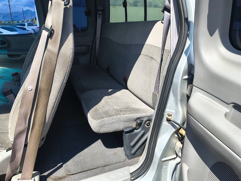 2000 Ford F-150 XLT - Photo 9 - Tucson, AZ 85711