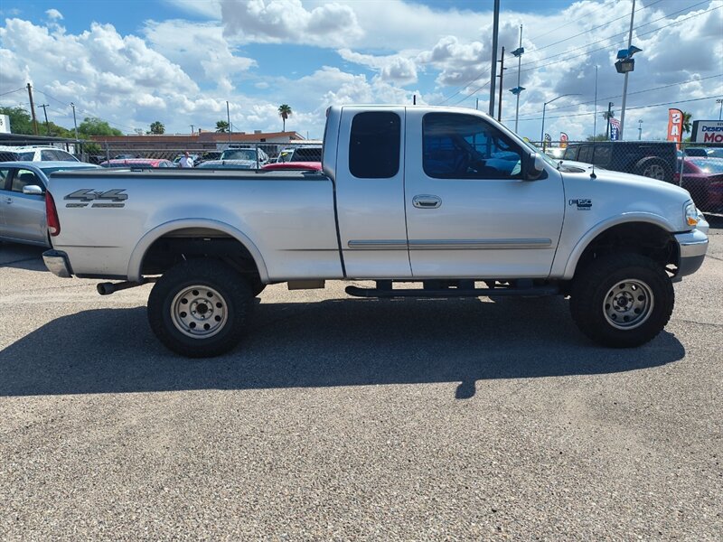 2000 Ford F-150 XLT - Photo 4 - Tucson, AZ 85711