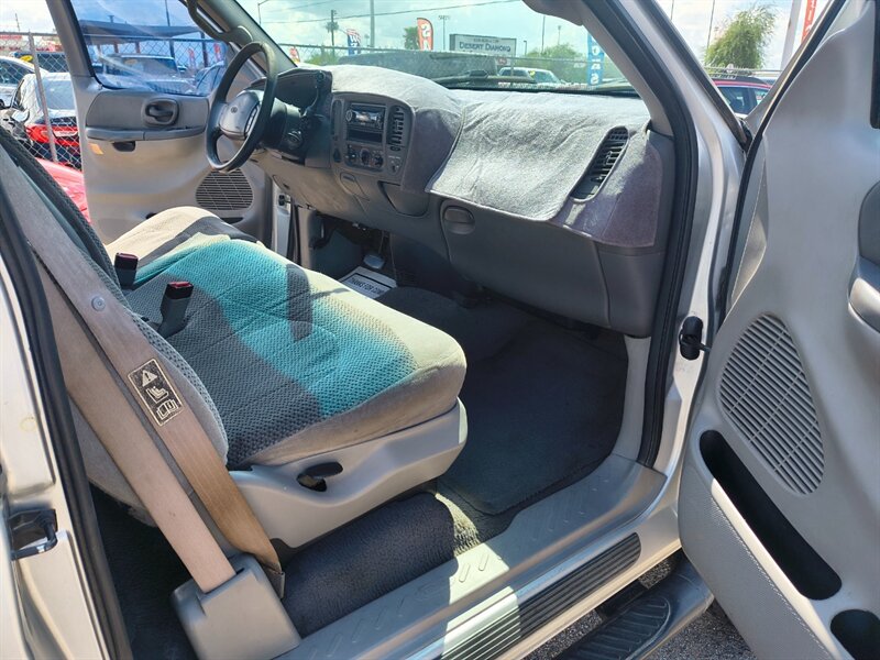 2000 Ford F-150 XLT - Photo 12 - Tucson, AZ 85711