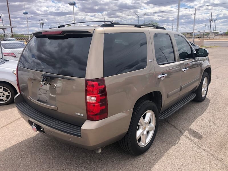 2007 Chevrolet Tahoe LTZ   - Photo 2 - Tucson, AZ 85711