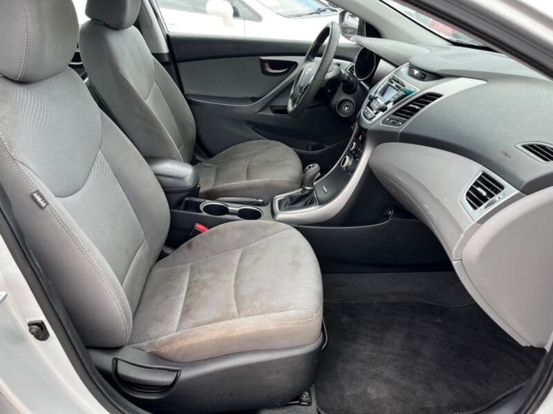 2015 Hyundai ELANTRA SE   - Photo 5 - Tucson, AZ 85711