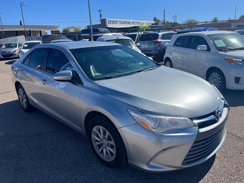 2016 Toyota Camry LE   - Photo 5 - Tucson, AZ 85711