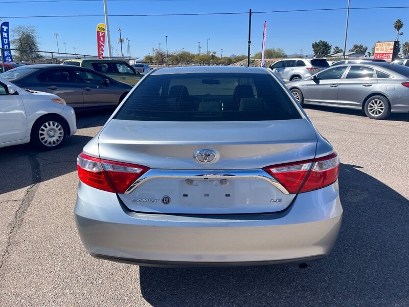 2016 Toyota Camry LE   - Photo 7 - Tucson, AZ 85711