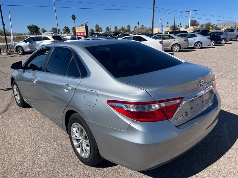 2016 Toyota Camry LE   - Photo 6 - Tucson, AZ 85711