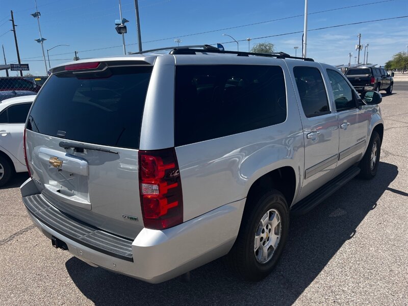 2011 Chevrolet Suburban LS - Photo 2 - Tucson, AZ 85711