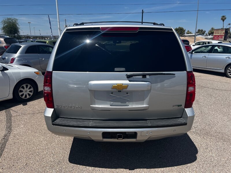 2011 Chevrolet Suburban LS - Photo 7 - Tucson, AZ 85711