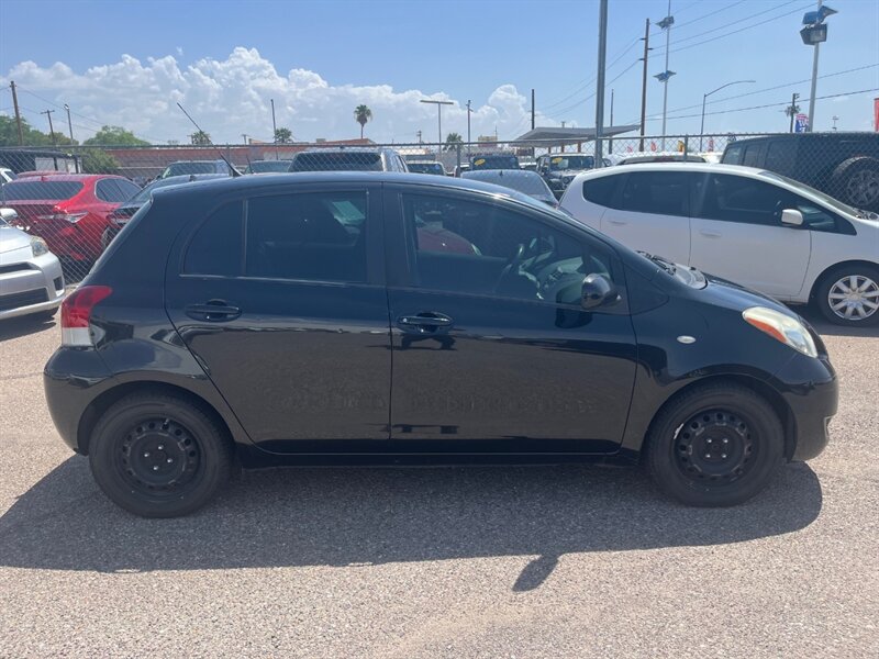 2010 Toyota Yaris - Photo 4 - Tucson, AZ 85711