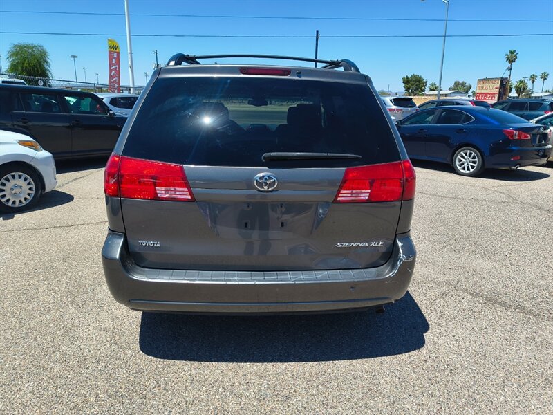 2004 Toyota Sienna XLE 7 Passenger - Photo 7 - Tucson, AZ 85711