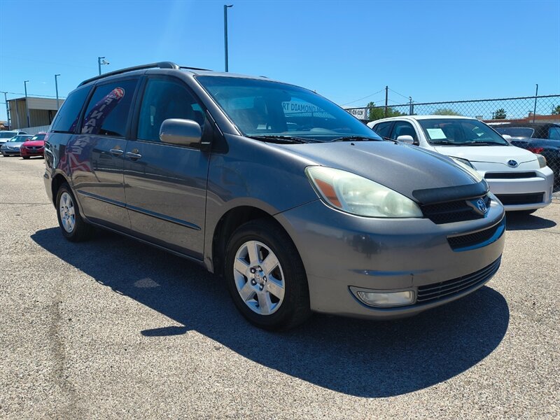 2004 Toyota Sienna XLE 7 Passenger - Photo 5 - Tucson, AZ 85711