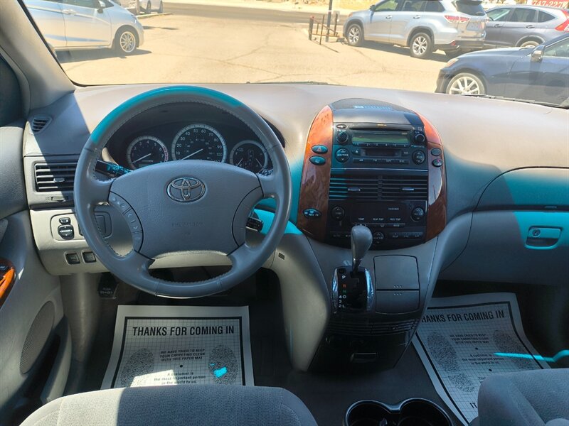 2004 Toyota Sienna XLE 7 Passenger - Photo 13 - Tucson, AZ 85711