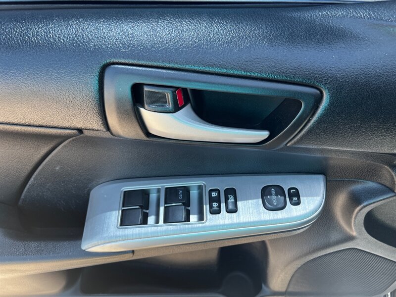 2013 Toyota Camry SE - Photo 14 - Tucson, AZ 85711