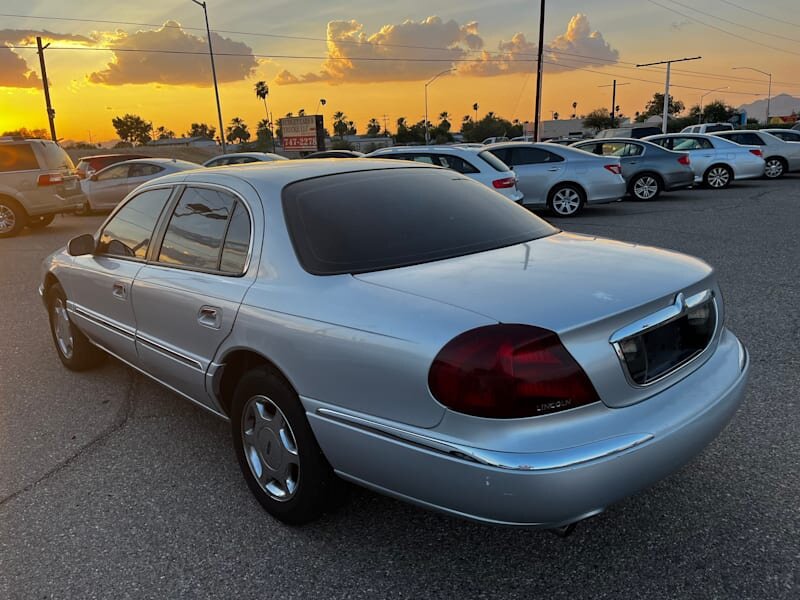 1999 Lincoln Continental   - Photo 10 - Tucson, AZ 85711