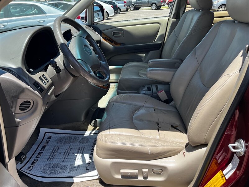 2000 Lexus RX 300 - Photo 8 - Tucson, AZ 85711