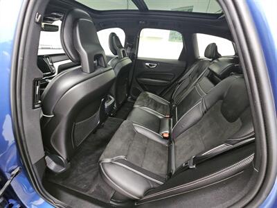 2018 Volvo XC60 T5 R-Design   - Photo 12 - Spring City, PA 19475