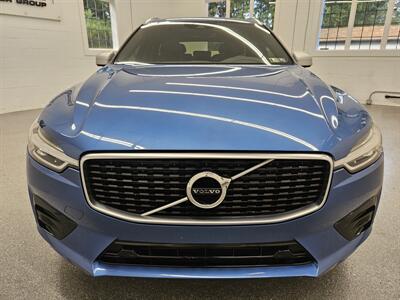 2018 Volvo XC60 T5 R-Design   - Photo 2 - Spring City, PA 19475