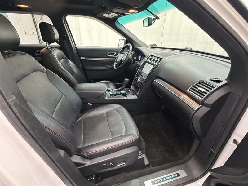 2016 Ford Explorer Sport 14
