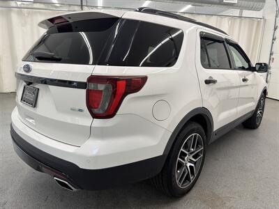 2016 Ford Explorer Sport - Photo 5 - Spring City, PA 19475