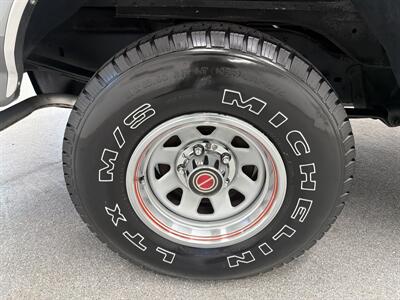 1988 Ford Bronco XLT - Photo 39 - Spring City, PA 19475