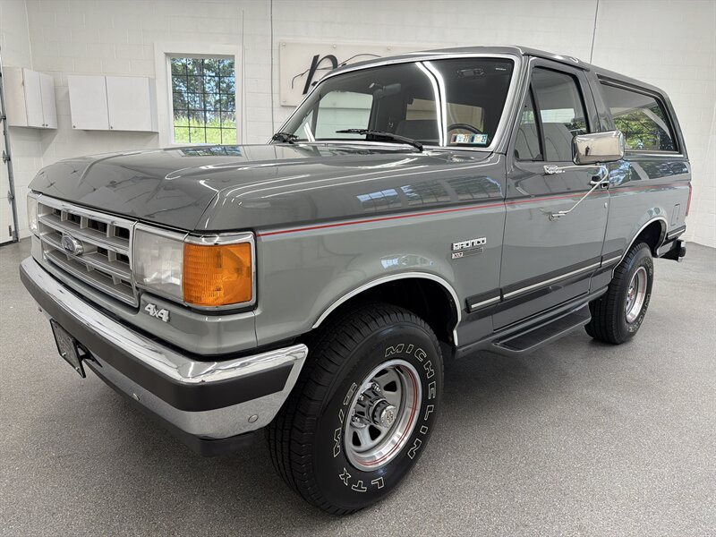 1988 Ford Bronco XLT  