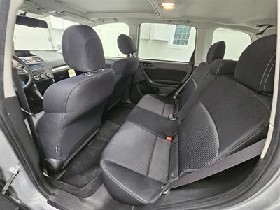 2015 Subaru Forester 2.5i Premium   - Photo 12 - Spring City, PA 19475