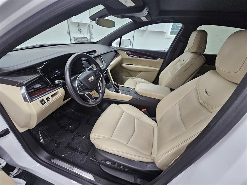 2018 Cadillac XT5 Luxury 10