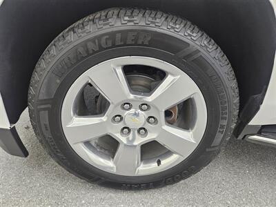 2017 Chevrolet Suburban Premier   - Photo 17 - Spring City, PA 19475