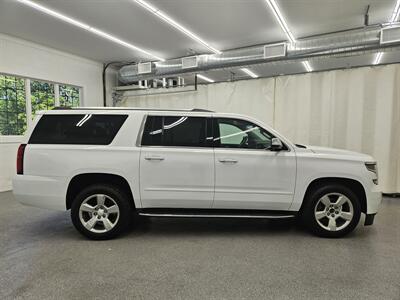 2017 Chevrolet Suburban Premier   - Photo 4 - Spring City, PA 19475