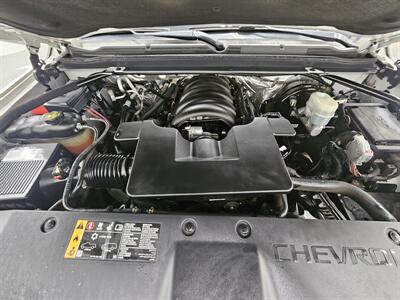 2017 Chevrolet Suburban Premier   - Photo 9 - Spring City, PA 19475
