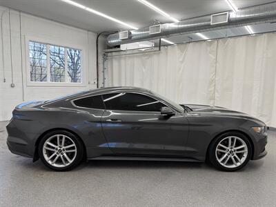 2016 Ford Mustang EcoBoost Premium   - Photo 4 - Spring City, PA 19475