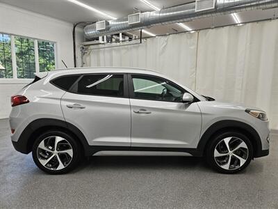 2017 Hyundai TUCSON Sport   - Photo 5 - Spring City, PA 19475