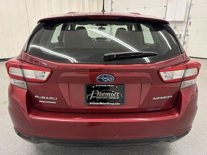 2019 Subaru Impreza 2.0i 6