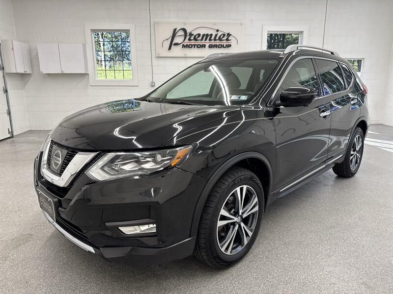 2017 Nissan Rogue SL  