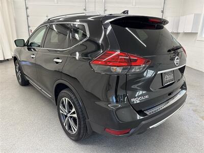 2017 Nissan Rogue SL - Photo 7 - Spring City, PA 19475