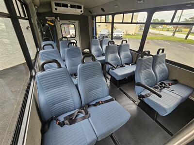 2014 Ford E-350 SD   - Photo 15 - Spring City, PA 19475