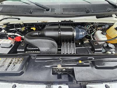 2014 Ford E-350 SD   - Photo 9 - Spring City, PA 19475